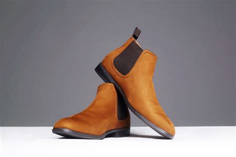 how to fit Chelsea boots